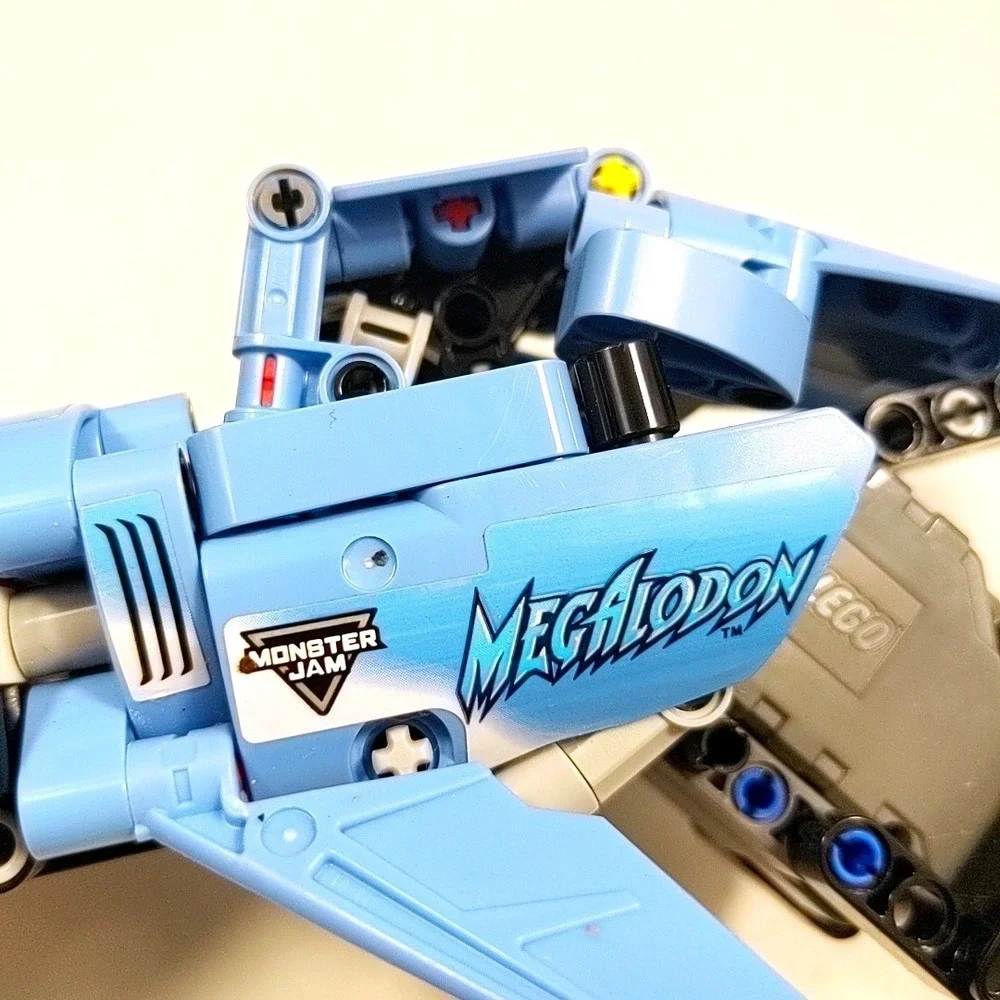 LEGO Technic 42134 Monster Jam Megalodon Shark Pull-Back Truck Toy Blue 2022‎